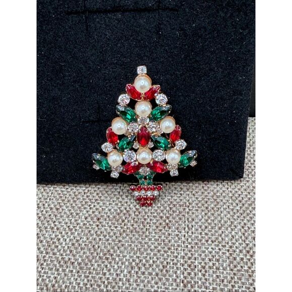 Vintage Eisenberg Ice Christmas Tree Brooch Rhinestones & Faux Pearls Signed - Picture 2 of 8